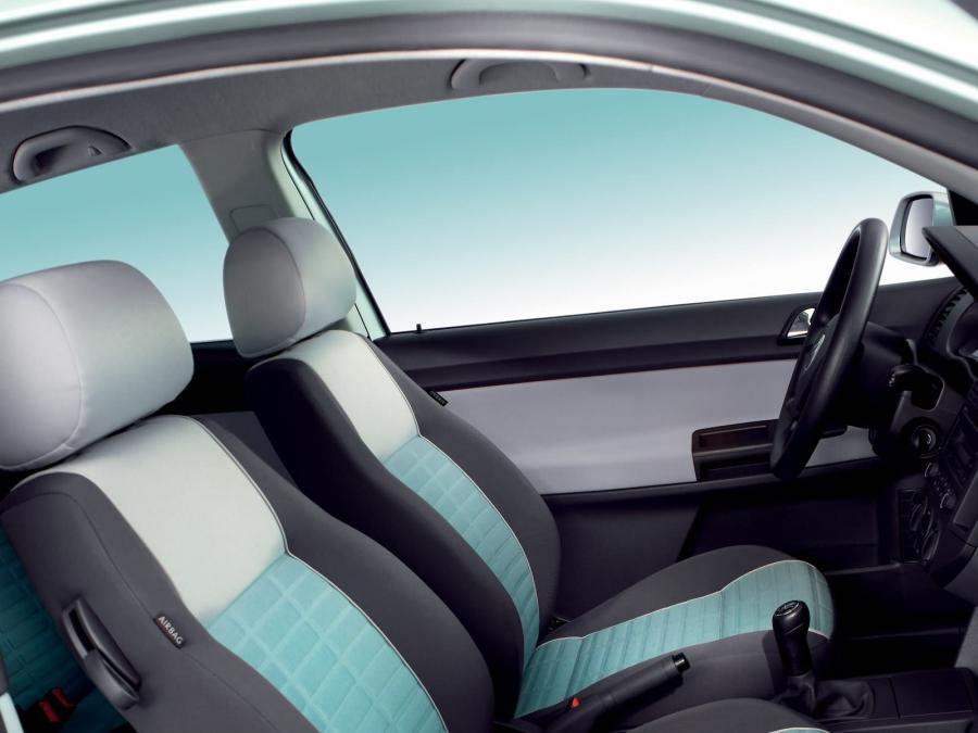  Volkswagen Polo BlueMotion 2006 года  (фото 7 из 20)